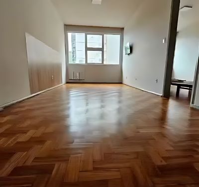 Pisos e decks com acabamento profissional